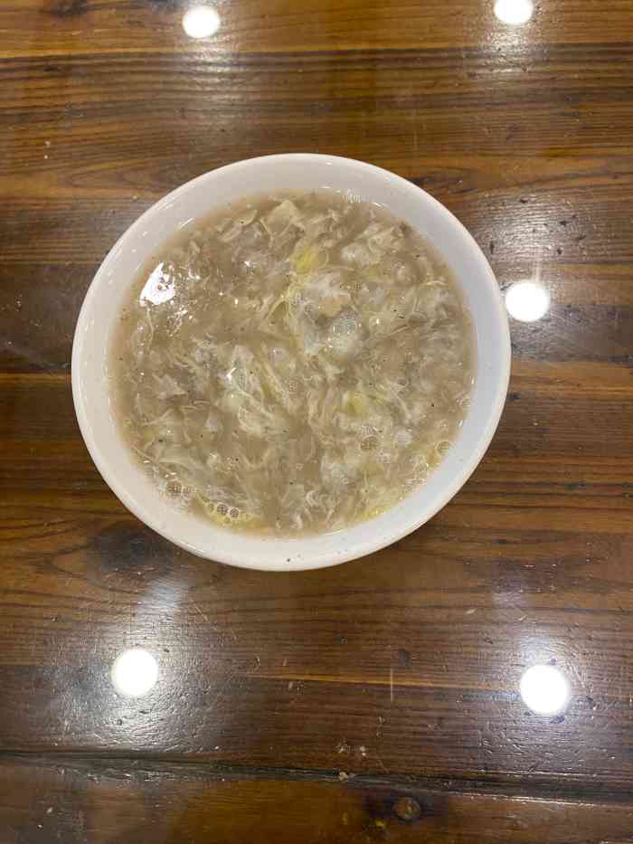 两来风(文亭街店)-"「两来风加蛋辣汤」徐州特色菜,胡椒味为.