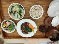 -雪梅月子中心(华侨城店)