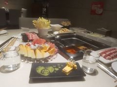 -海底捞火锅鲜切牛肉主题店(长寿路店)