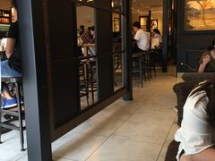 -星巴克臻选(威海威高广场店)