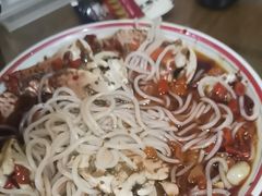 -堂瓦里·33年传统赣菜(第一街区店)