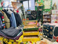 -Oolong乌龙茶古着店