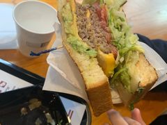 -The Habit Burger Grill 哈比特汉堡(复兴soho店)