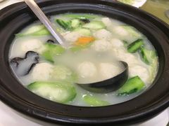 肉丸青菜褒-天鲜阁·海鲜粤菜·33年老字号(石槎白云站店)