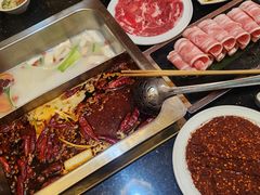 -百年川椒重庆老火锅(光谷店)