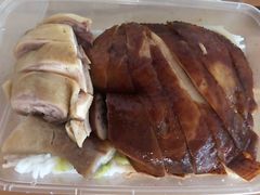 白切鸡拼油鸡腿饭-明腾壹间茶餐厅(新都会花园广场店)