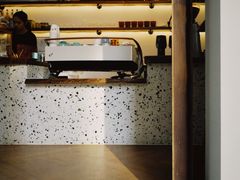 -Line 咖啡(石厦花园店)