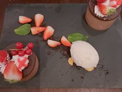 -恰餐厅及酒吧 CHAR Bar & Grill (北京丽都皇冠假日店)