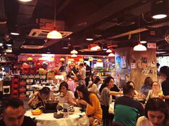 大堂-鲜入围煮花胶鸡海鲜火锅