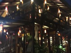 -Dash Teak House
