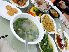 -红月湾海鲜饭店•沙滩海景(双月湾店)