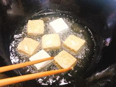 -仓桥直街臭豆腐