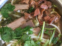 -花溪牛肉粉(八鸽岩店)