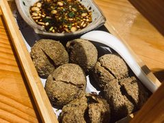 -野山舂·贵州现舂酸汤火锅(鸿通城店)