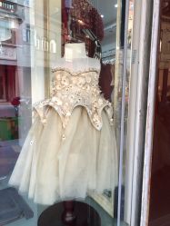 -东方旗袍婚纱礼服(中山中路店)