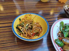 -山城欢现炒食堂(上海城店)