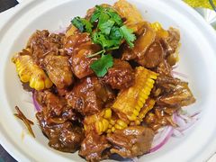 玉米烧排骨-刘胖子家常菜·蹄花焖藕(中央花园店)