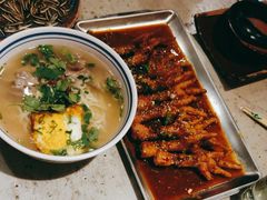 -破瓦寒窑·地摊烤羊排