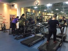 -超鹿运动(融侨锦江店)