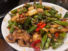 -鸿顺老铁锅美蛙鱼府(解放碑店)