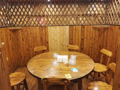 包厢-老东镇啤酒屋海鲜加工·蒸汽海鲜·海鲜烧烤(台东店)