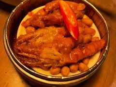鲍汁凤爪-来龙里 精致 东南亚餐室(万象城店)