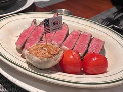 -MONICH牛排融合餐厅(和义大道购物中心店)