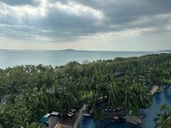 -三亚湾海居铂尔曼度假酒店