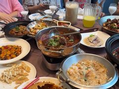 -香山湖家家宴(中山陵店)