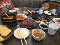 -啊美丽炭火烤肉(滑翔一店)