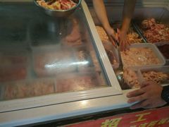 -周良天山牛杂城(天山路总店)