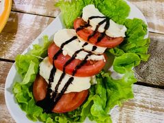 马苏里拉奶酪番茄沙拉-Cafe Alice咖啡爱丽丝(奥城店)