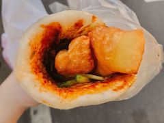烧饵块加油条-金块块云南小吃