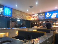 -锤头鲨毛肚海鲜烤肉自助餐厅(国购广场店)