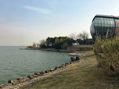 -上海滴水湖皇冠假日酒店