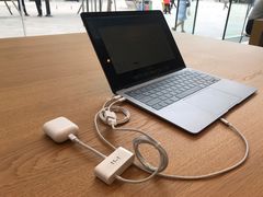-Apple零售店(华贸购物中心店)