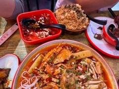-老闵田螺馆·南昌特色小炒(梦时代店)