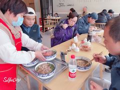 -镇南锅盖面馆(解放路店)