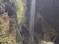 -龙水峡地缝景区