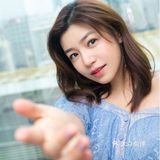 陈妍希的一袭黑色蕾丝小礼裙简直太美了
