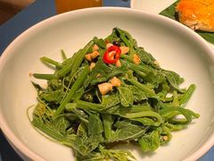 油鸡纵木姜子丝瓜尖-一坐一忘云南菜(嘉里中心店)