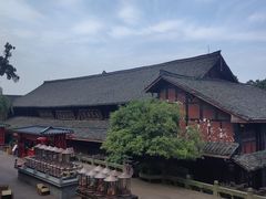 -峨眉山报国寺