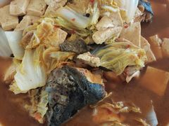 炖虹鳟鱼-北京龙庆四季香农家饭庄·灶台鱼·碳烤虹鳟鱼(龙庆峡店)