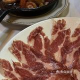 没有很快乐，但是不难过