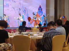 -深圳国际会展中心希尔顿酒店(前海华发冰雪世界店)