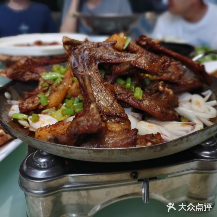 红瓦房丨盲点不踩雷，聚餐必备