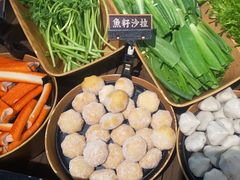 -牛YO寿喜烧·铁板烧和牛火锅自助(市府恒隆店)