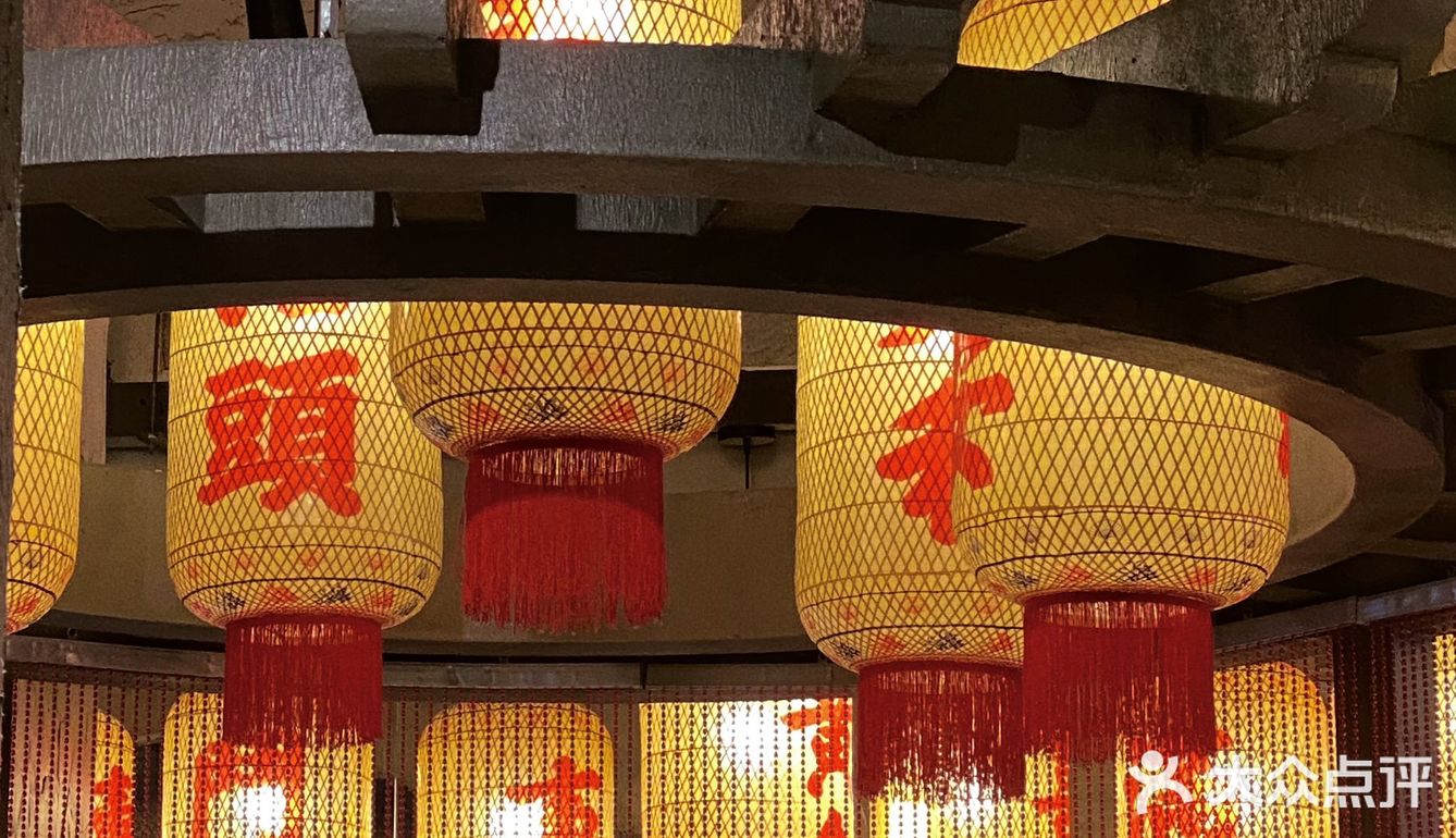 武汉排队王!的火锅店