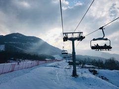 -鳌山滑雪度假区