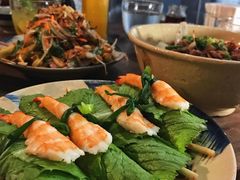 -Cuc Gach Quan Restaurant